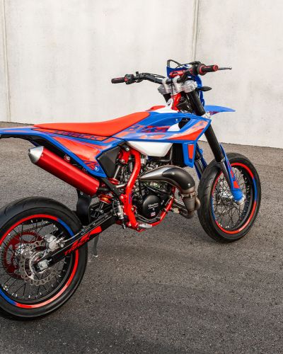 BETA RR Motard 2 T 50 TRACK blue hinten