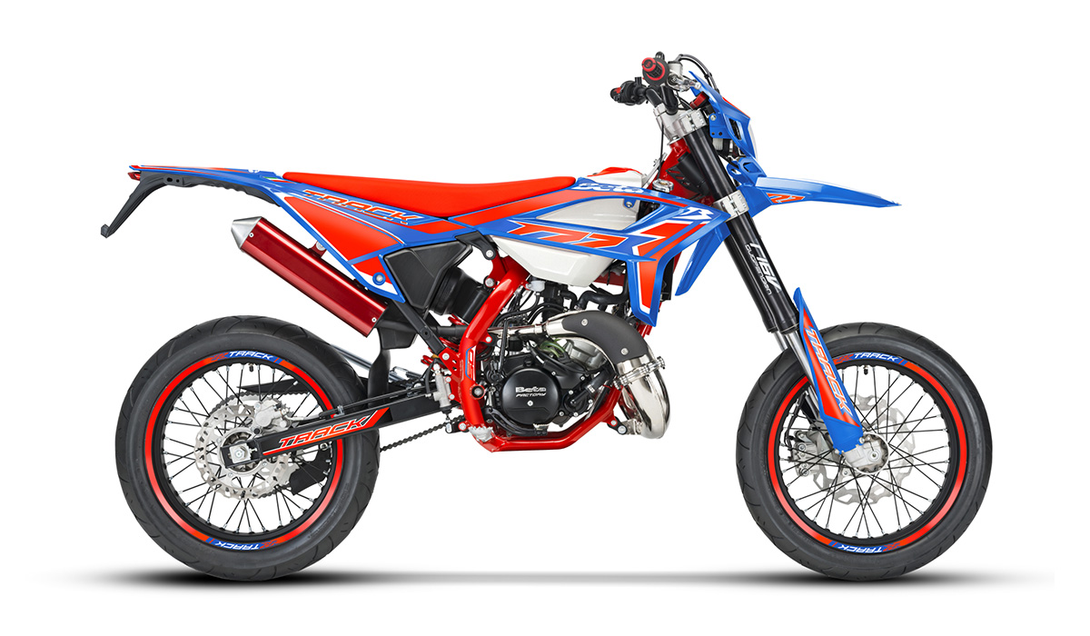 RR 50 2025 Track Blue Side 2025