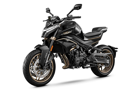 Cfmoto Naked 800 K Schwarz Links