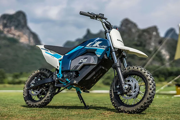 Cfmoto 4 Cx 2 E Wiese
