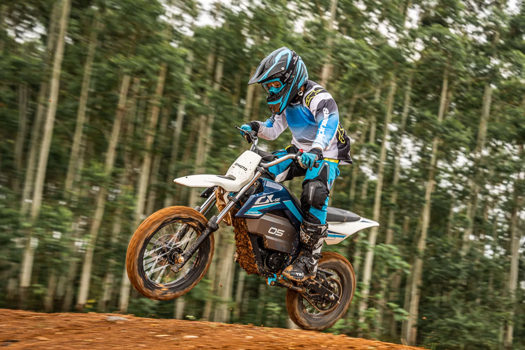 Cfmoto CX-5E 01