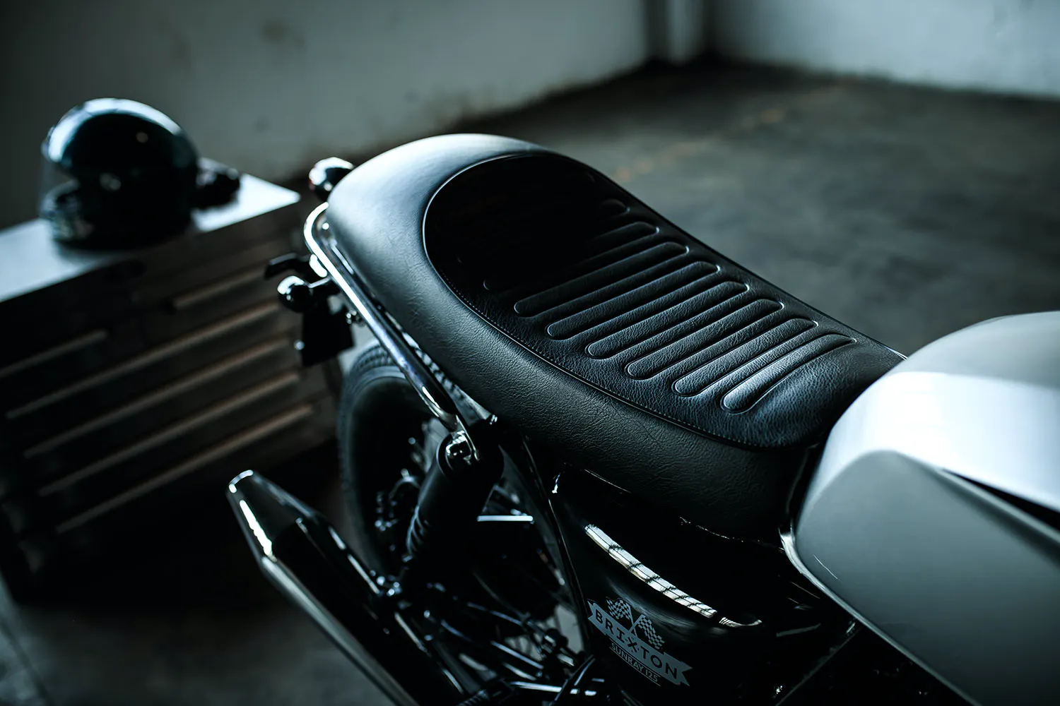 Brixton Sunray 125 Bullet Silver Seat Detail