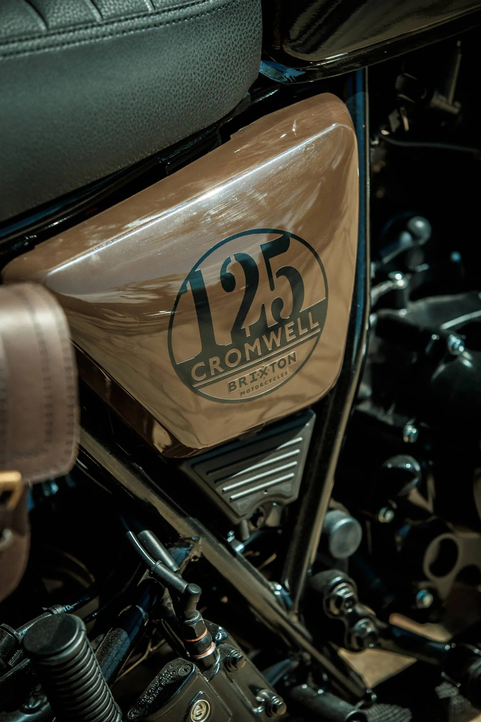 Brixton Cromwell 125 detail