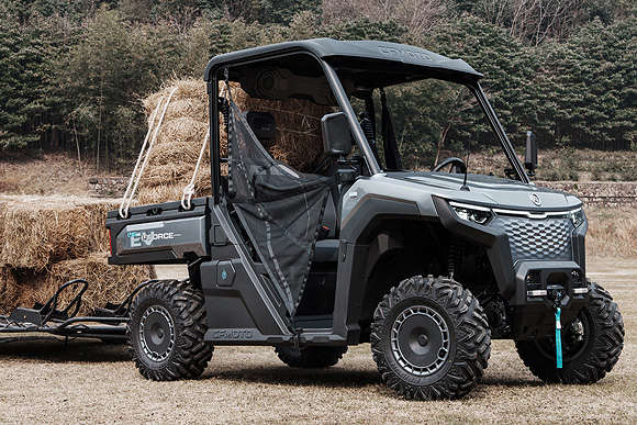 Cfmoto U6 Ev Strohanhaenger