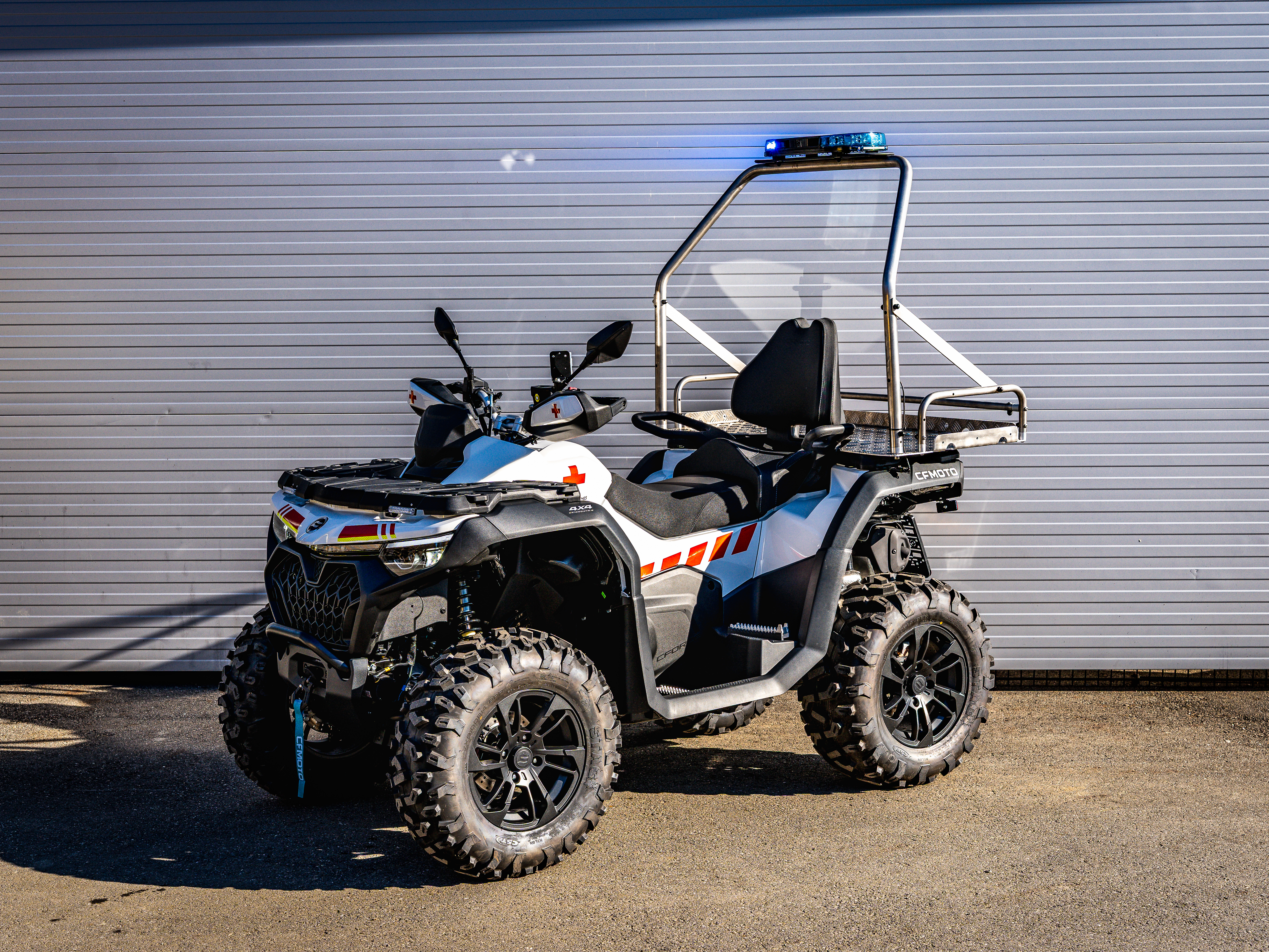 UTV Feuerwehrauto mit Technik