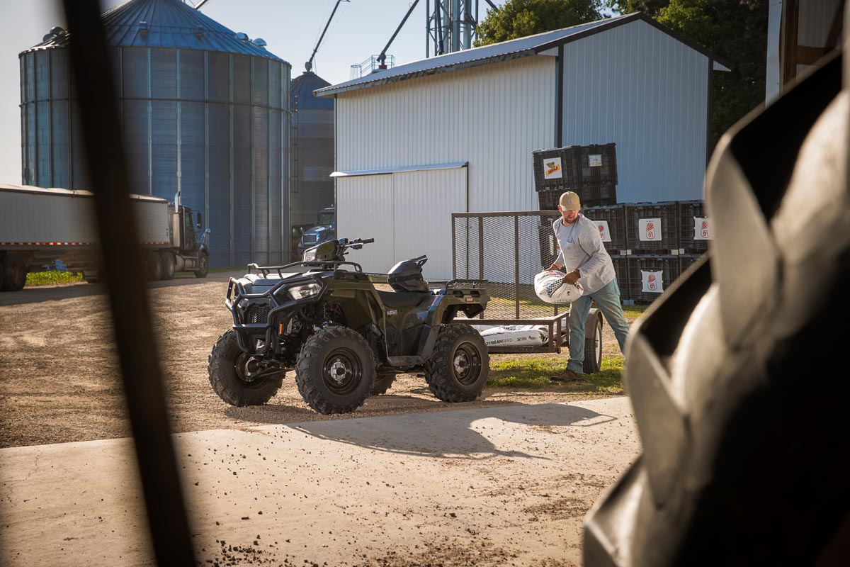 Polaris Sportsman Arbeit