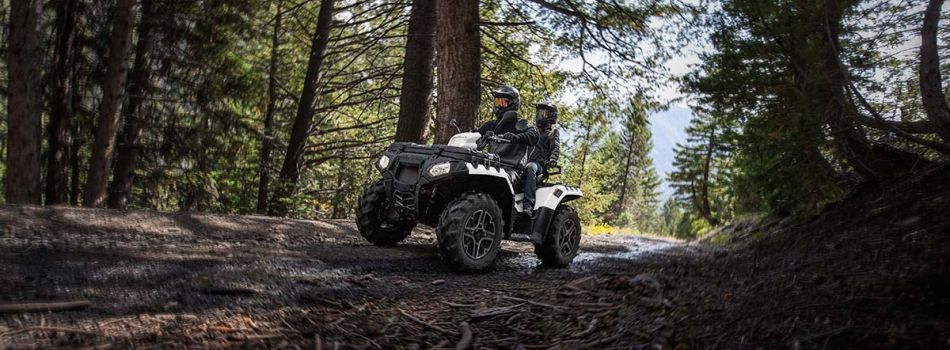 Polaris Sportsman Touring 1000 2 Sitzer