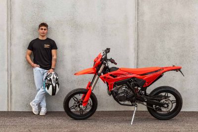 BETA RR Motard 4 T 125 T outdoor