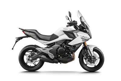 Cfmoto 700 Mt Nebula White Right