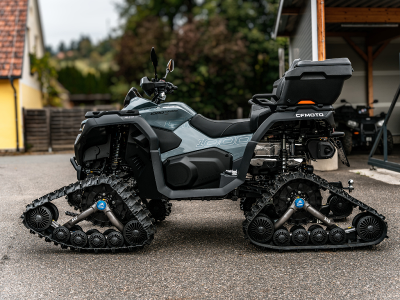 CFORCE 1000 mit Raupenfahrwerk