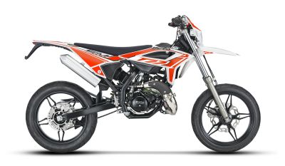 Beta RR 50 2025 White Side