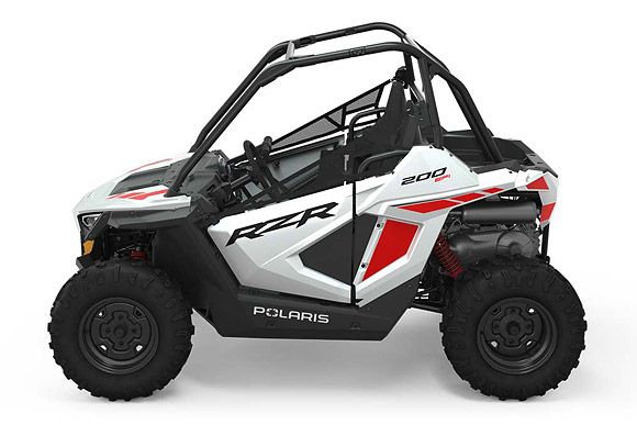 Polaris RZR 200 EFI Seitenansicht